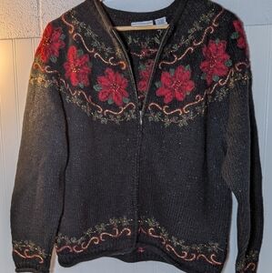 Vintage Black With Red Flowers Croft And Barrow Full Zip Women's Sweater